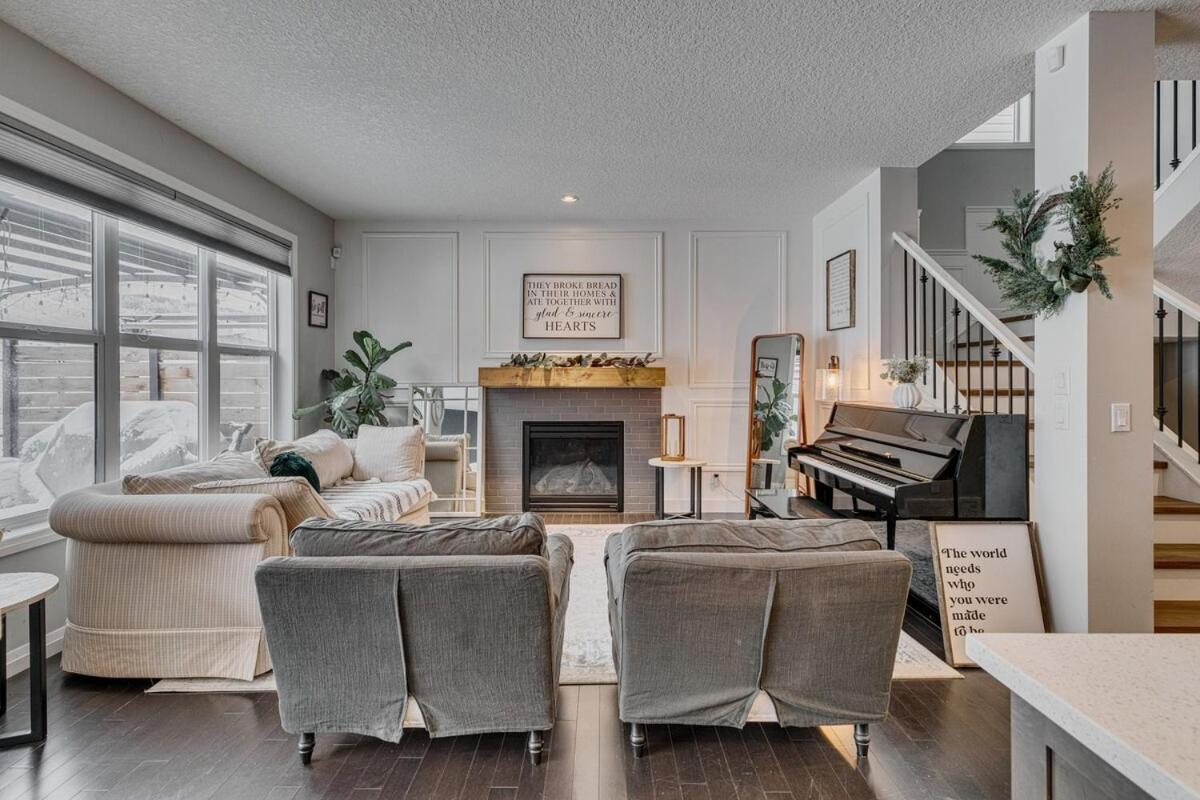 Holiday home Lamont Calgary